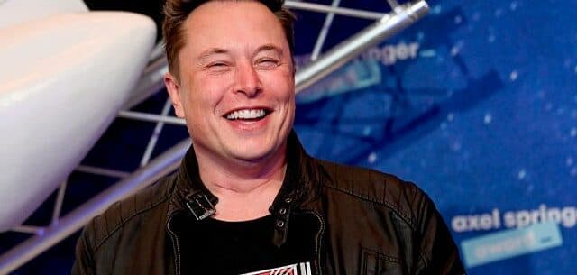 Establishment Media Melts Down After Elon Musk Signs Twitter Deal